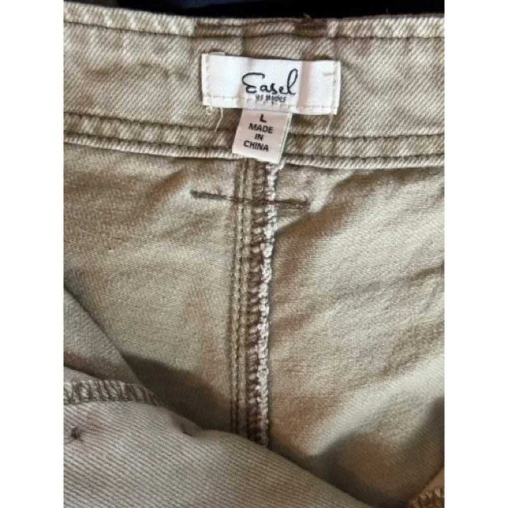 Upcycled Easel Unique Parrot Patchwork Denim Shorts Button Fly Boho womens Large - Picture 6 of 8